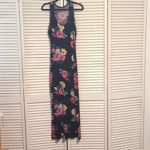 L / XL Black Floral Maxi Dress